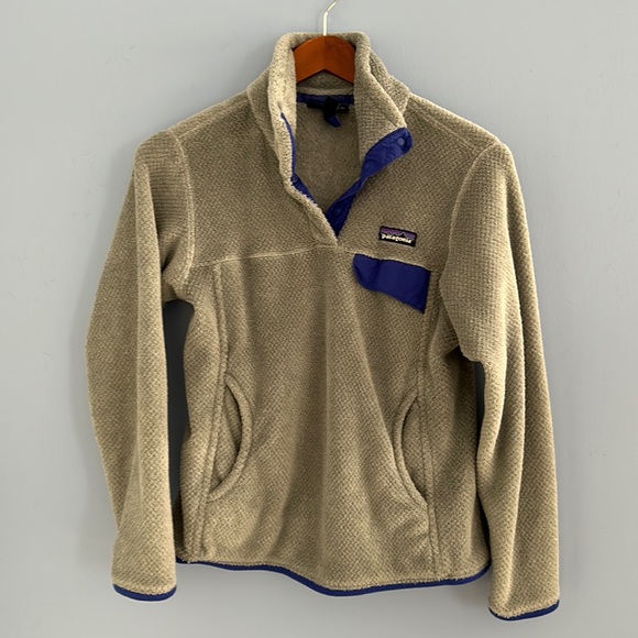 Patagonia Tops - Patagonia quarter zip pullover
